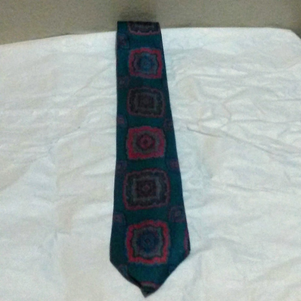 Classic Silk Tie